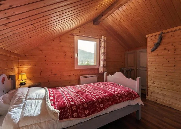 En Bois Avec Jardin, Proche Et Randonnee, Equipe Pour 8 Pers. A Vagney, Vosges - Fr-1-589-283 Vagney