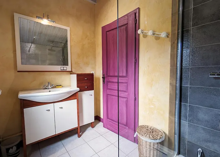 En Bois Avec Jardin, Proche Et Randonnee, Equipe Pour 8 Pers. A Vagney, Vosges - Fr-1-589-283 Vagney